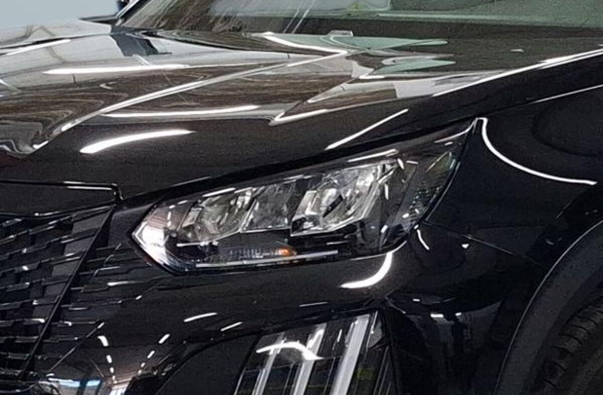 PEUGEOT 2008 1.2 Style