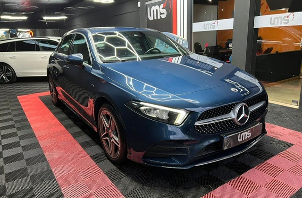 MERCEDES Classe A A 250 e AMG Line