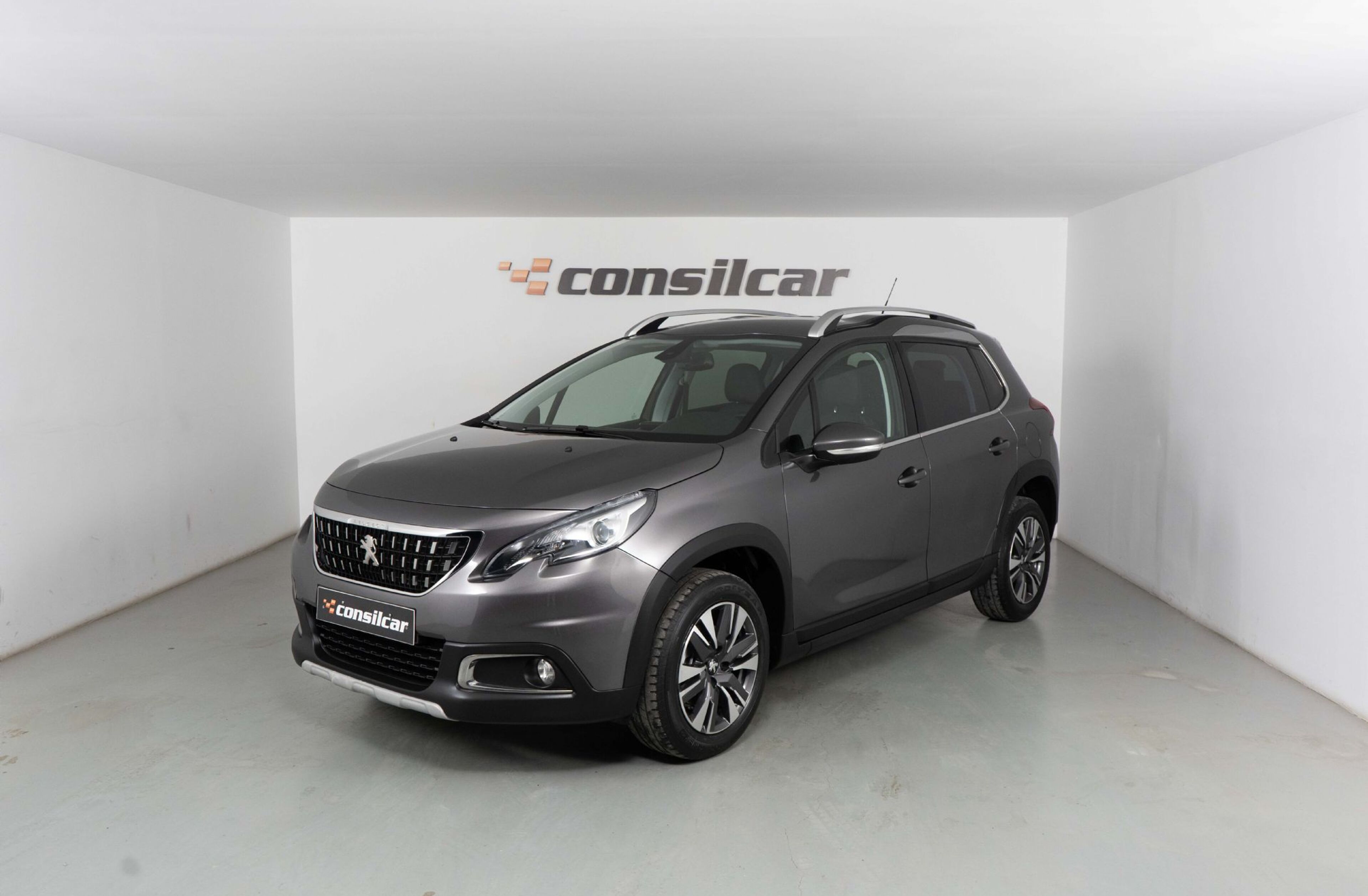 PEUGEOT 2008 1.2 PureTech Allure