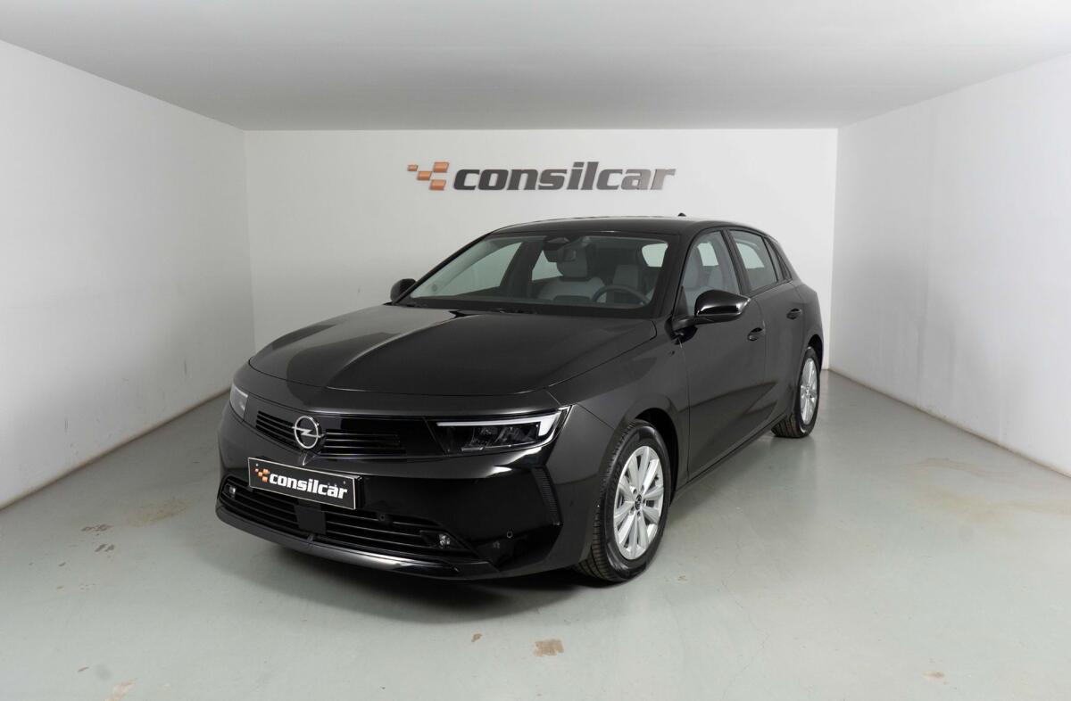 OPEL Astra 1.2 T Edition Aut.