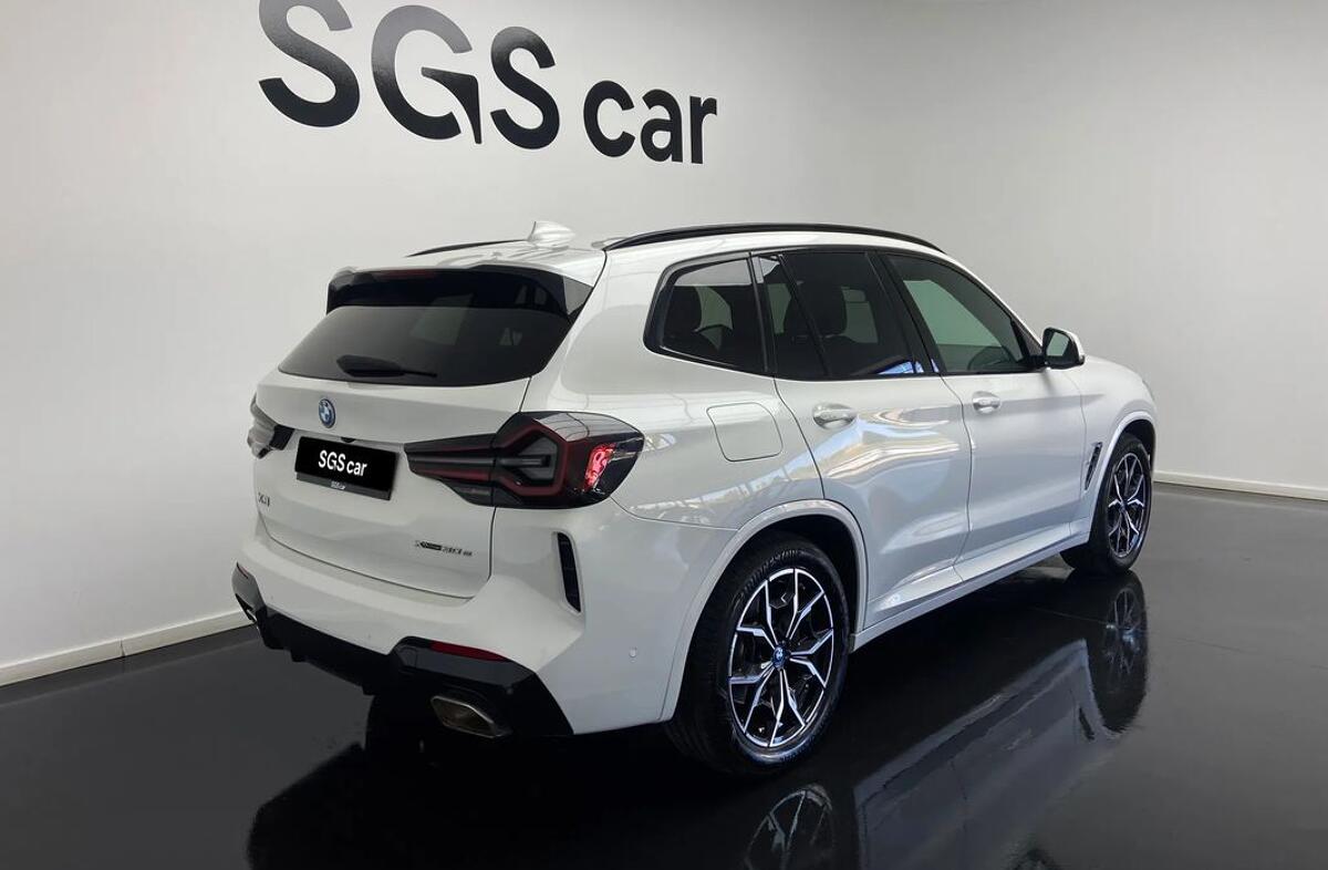 BMW X3 30 e xDrive Pack Desportivo M
