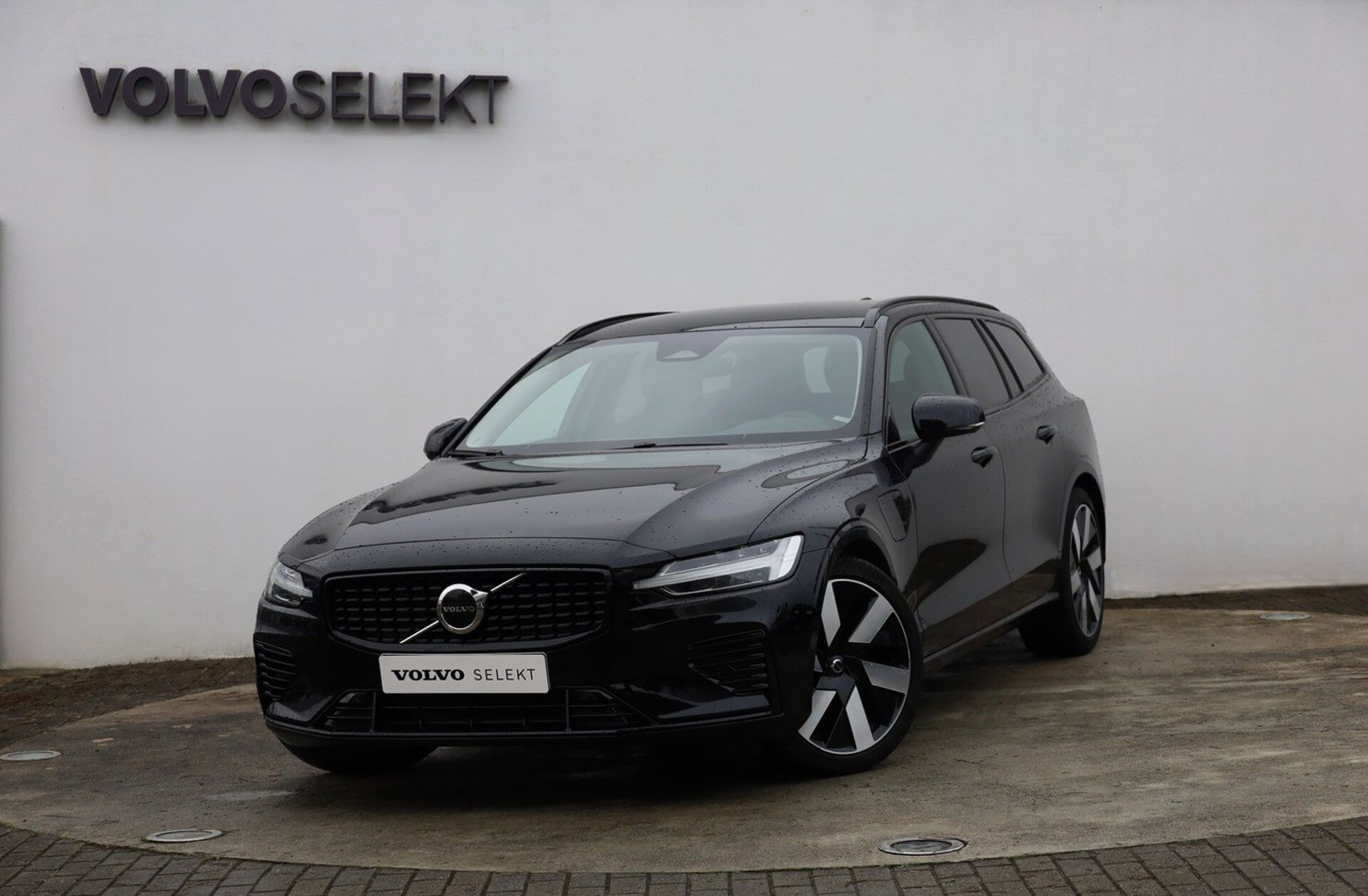 VOLVO V60 2.0 T6 AWD TE Plus Dark