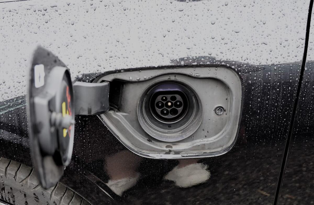 VOLVO V60 2.0 T6 AWD TE Plus Dark