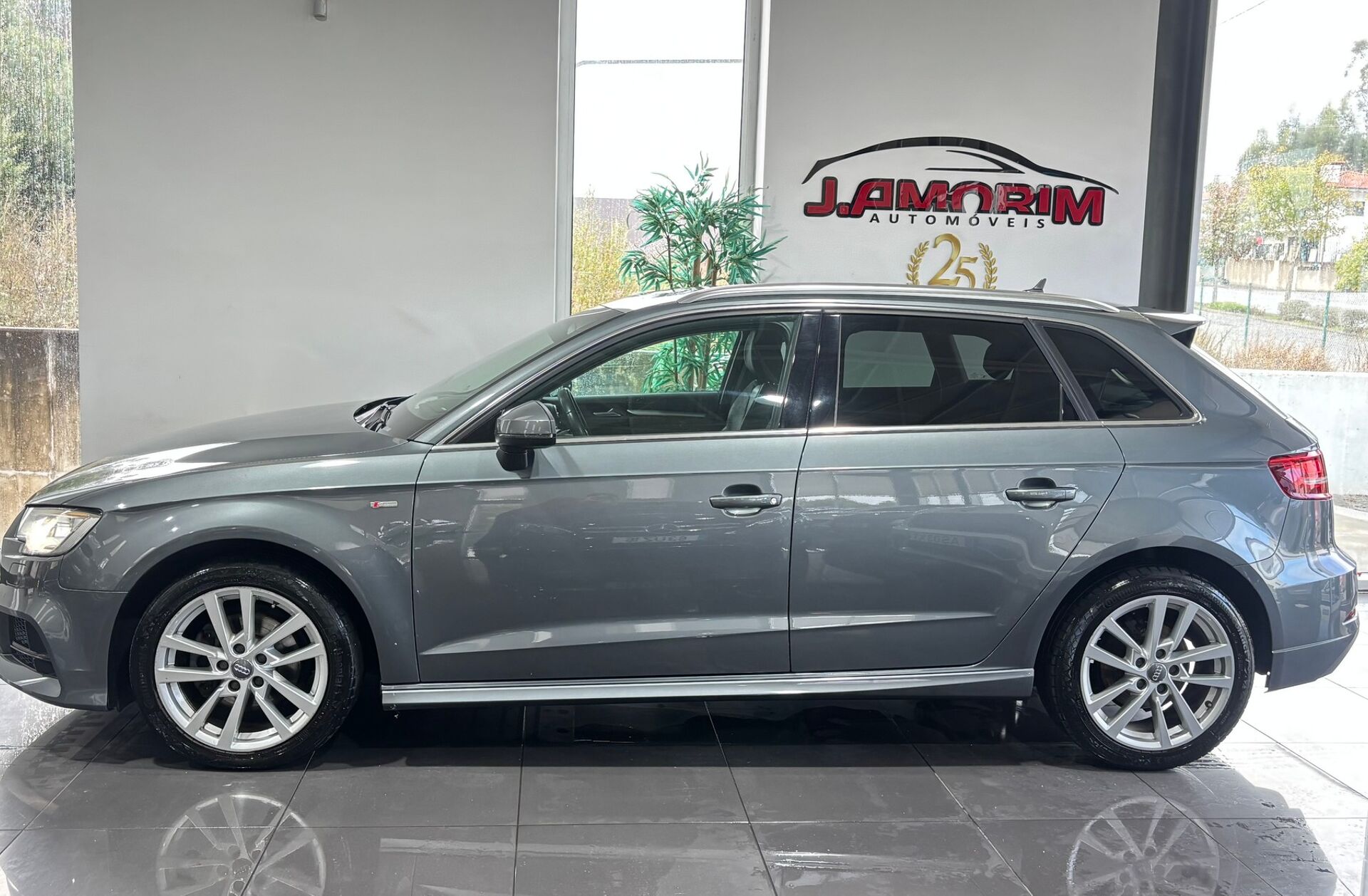 AUDI A3 1.6 TDI S-line S tronic