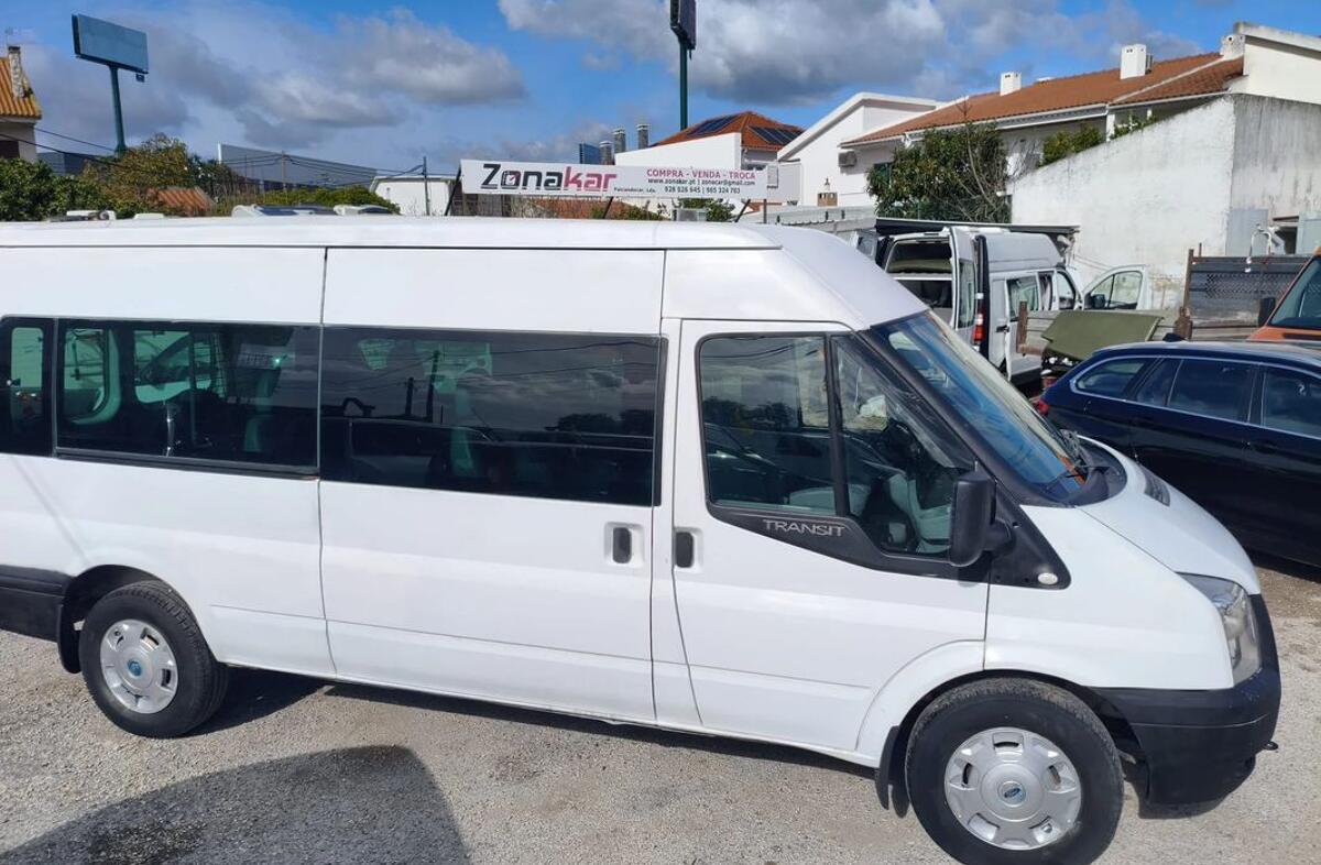 FORD Transit 330M 2.2 TDCi