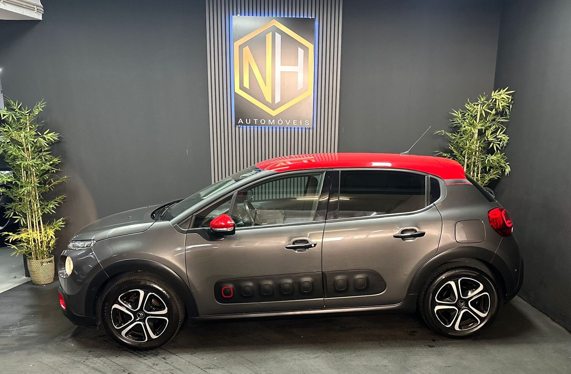 CITROEN C3 1.2 PureTech Shine EAT6