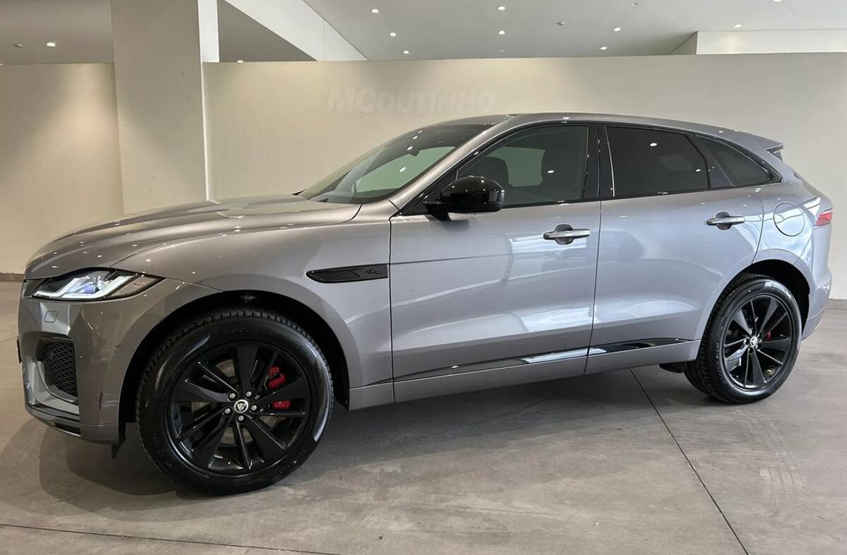 JAGUAR F-Pace 2.0 P400e AWD R-Dynamic S