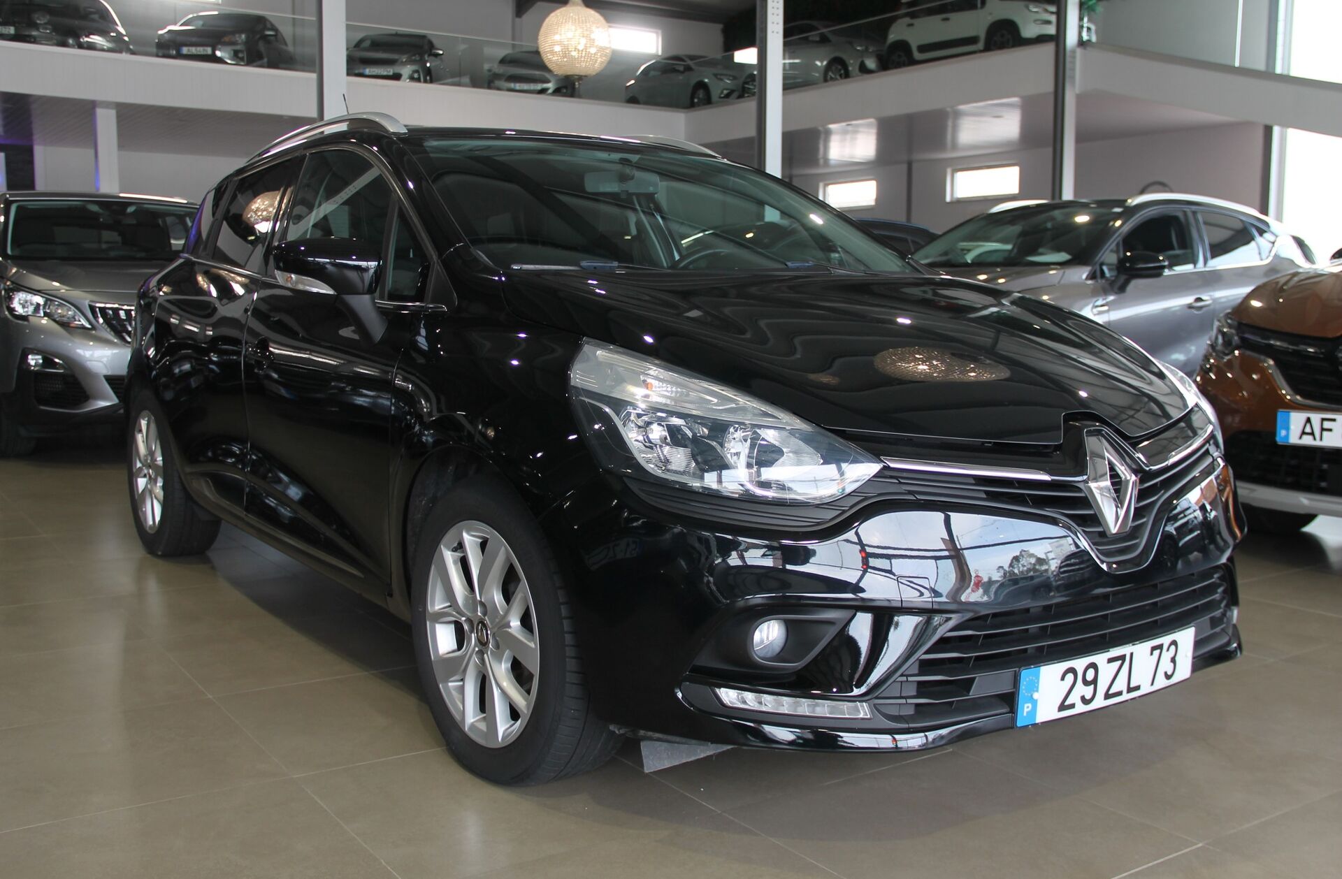 RENAULT Clio 1.5 dCi Limited