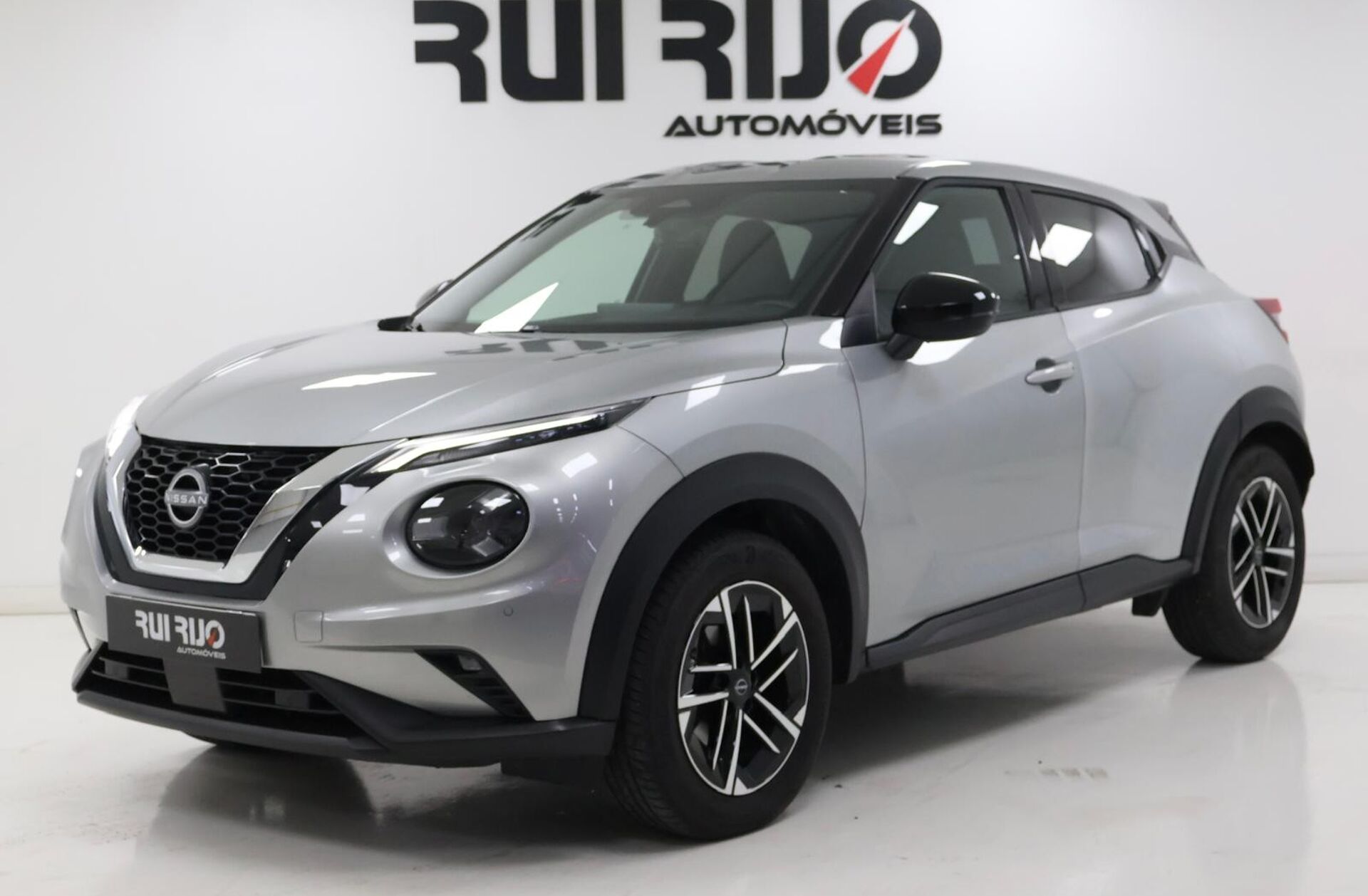 NISSAN Juke 1.0 DIG-T N-Connecta DCT