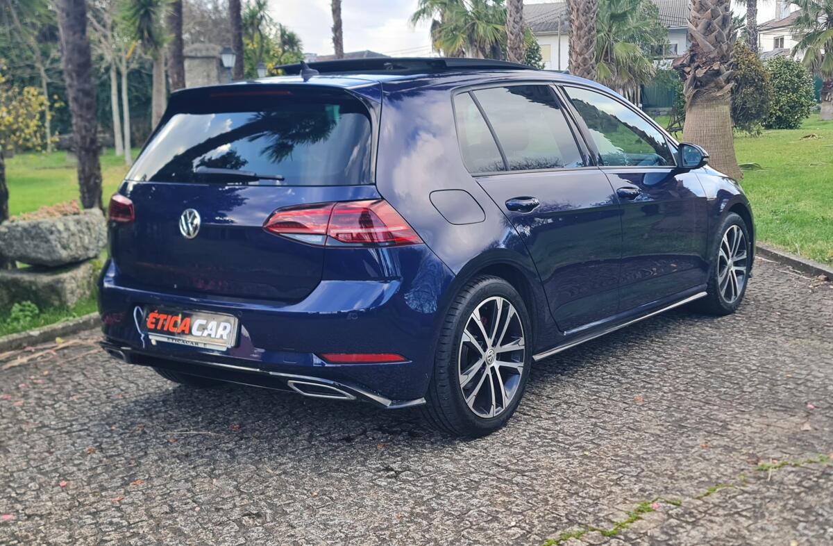VOLKSWAGEN Golf 1.6 TDI R-Line DSG