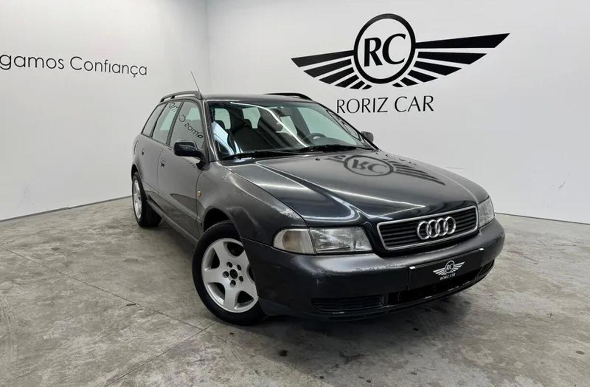 AUDI A4 Avant 1.9 TDI Attraction