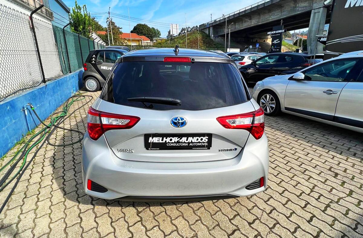 TOYOTA Yaris 1.5 HSD 20 Anos