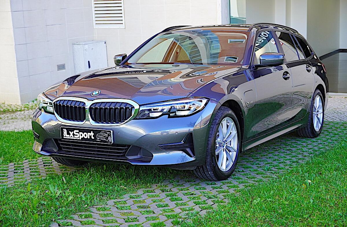 BMW Serie-3 330 e Touring Line Sport Auto