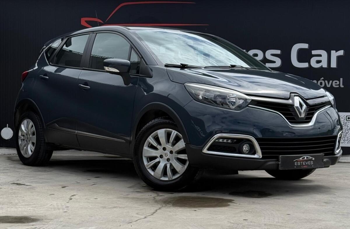 RENAULT Captur 0.9 TCE Exclusive