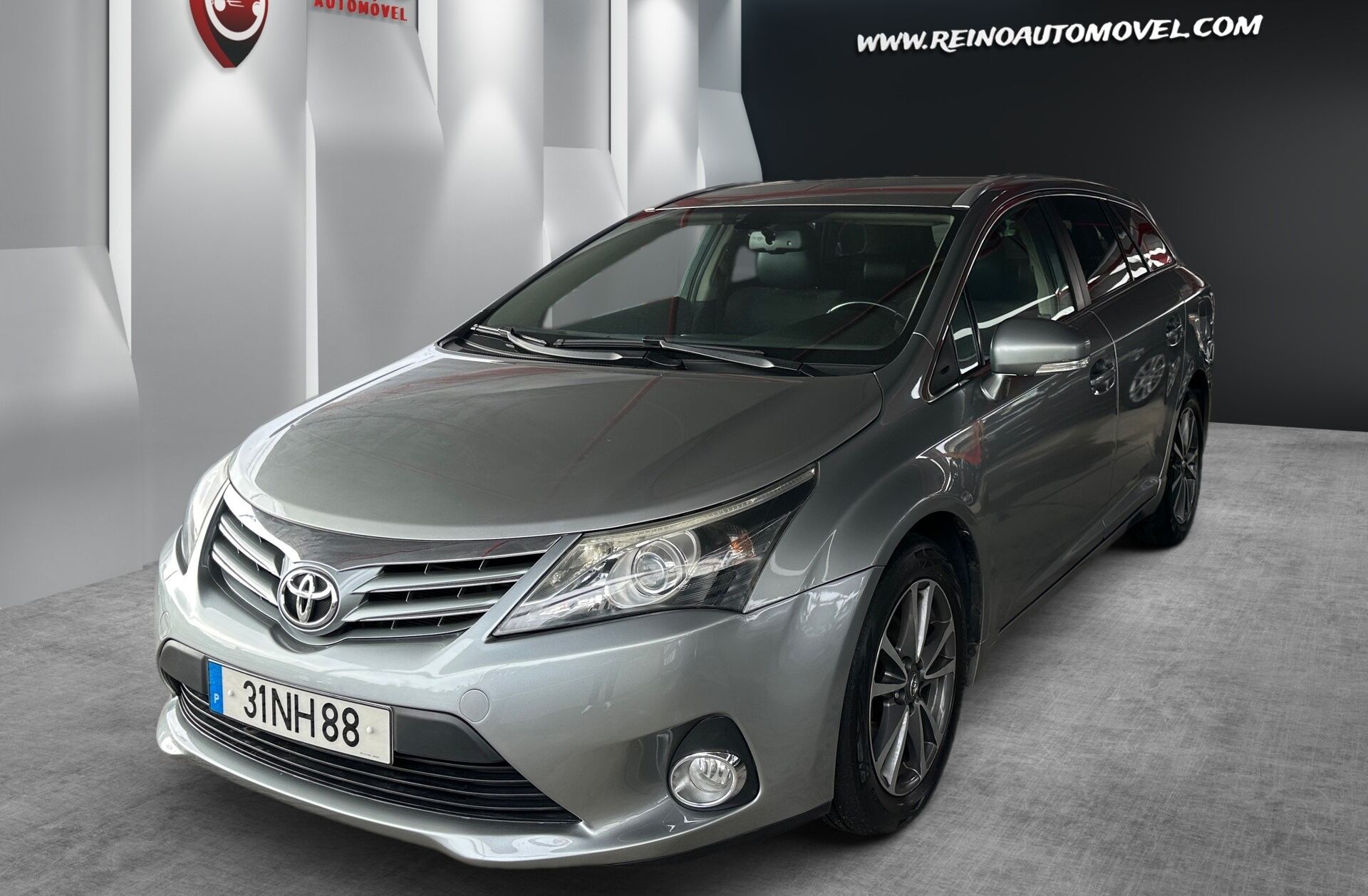TOYOTA Avensis SW 2.0 D-4D Exclusive
