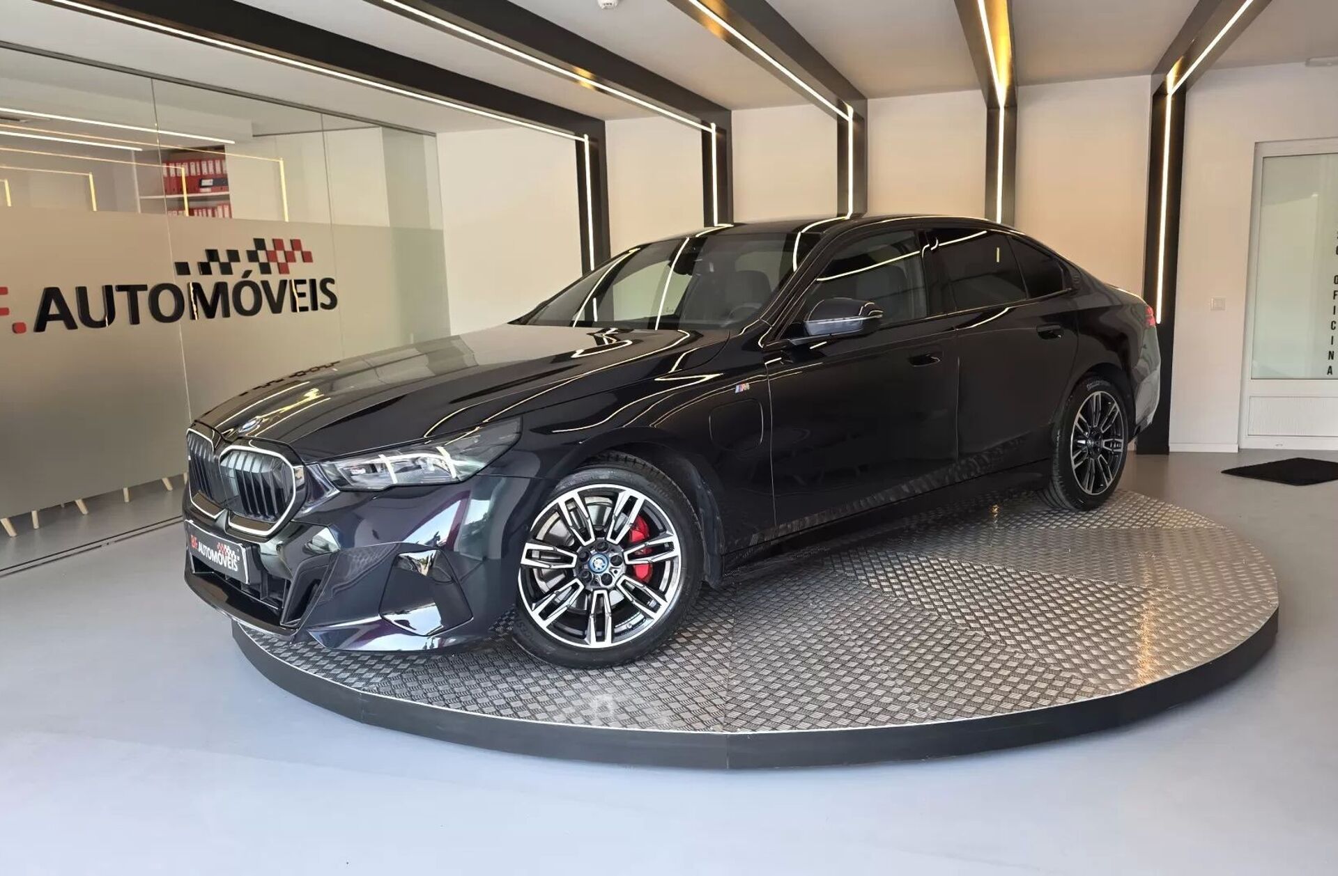 BMW Serie-5 530 e Pack Desportivo M Pro