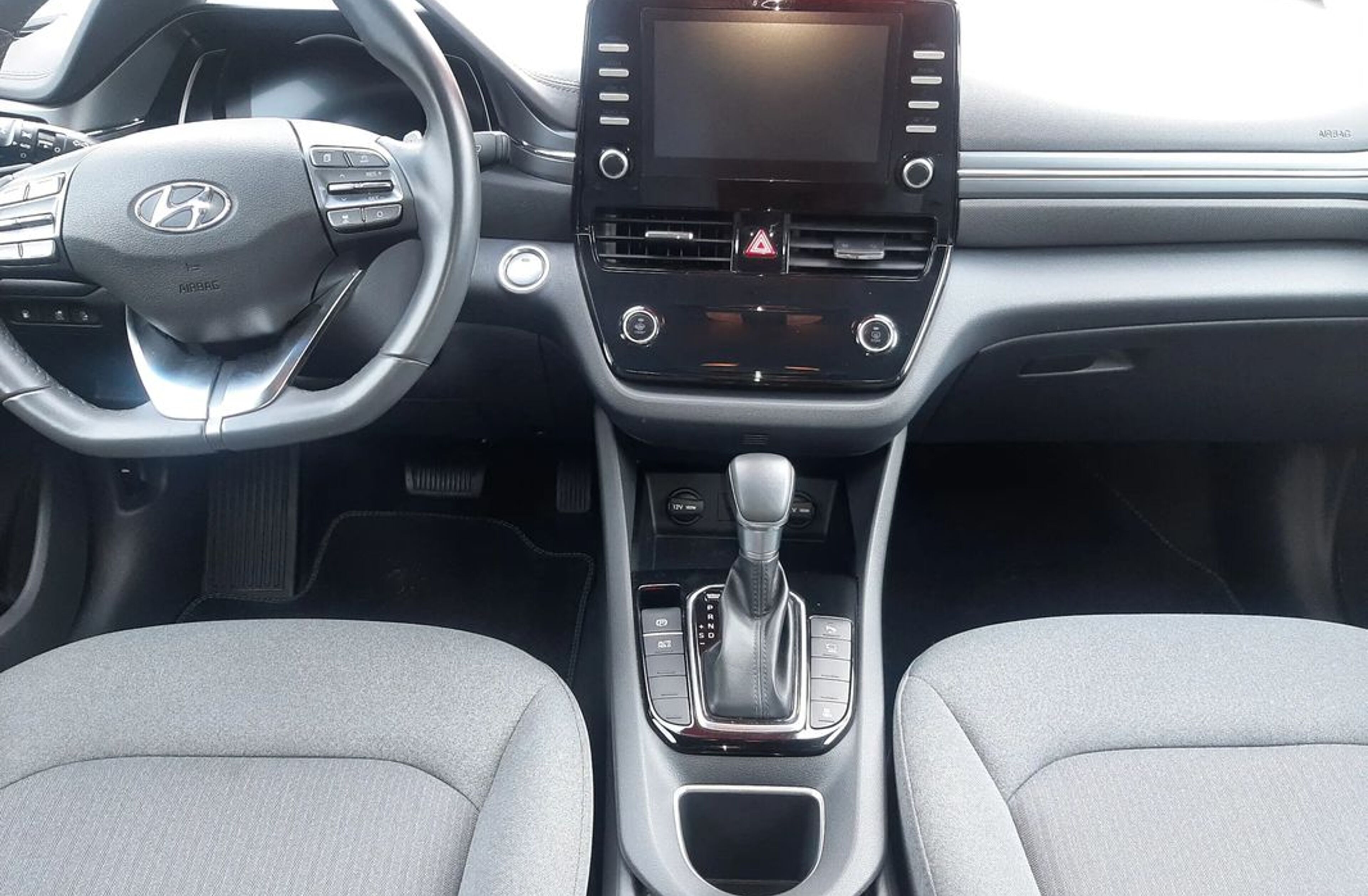 HYUNDAI Ioniq 1.6 GDI PHEV