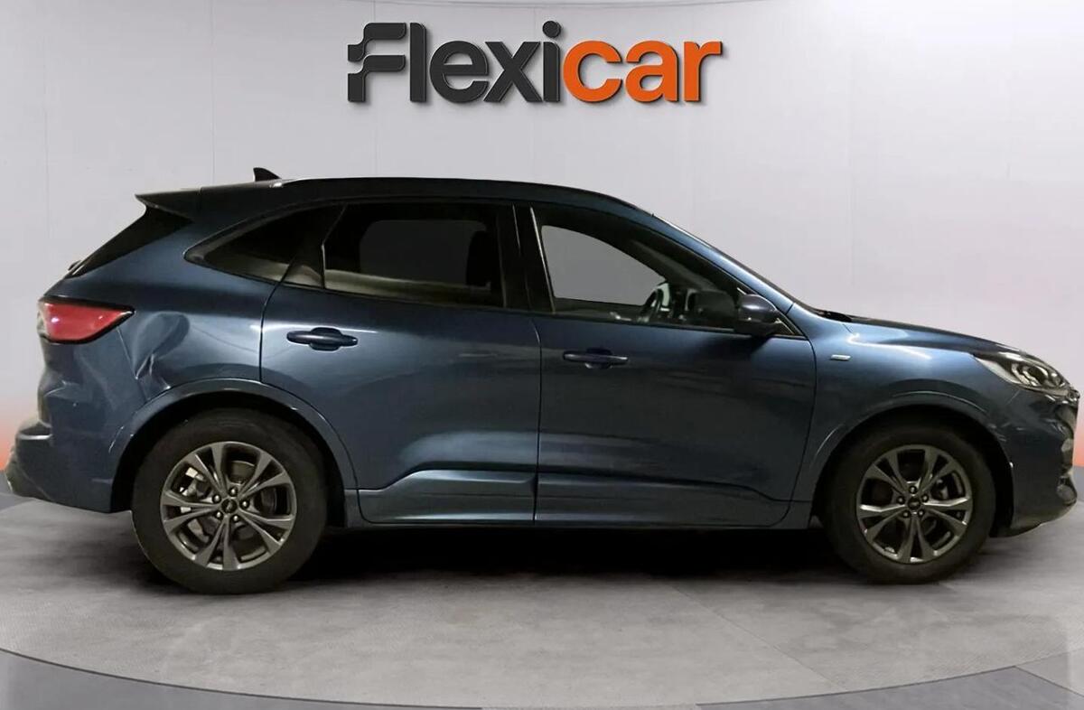 FORD Kuga 1.5 TDCi EcoBlue ST-Line