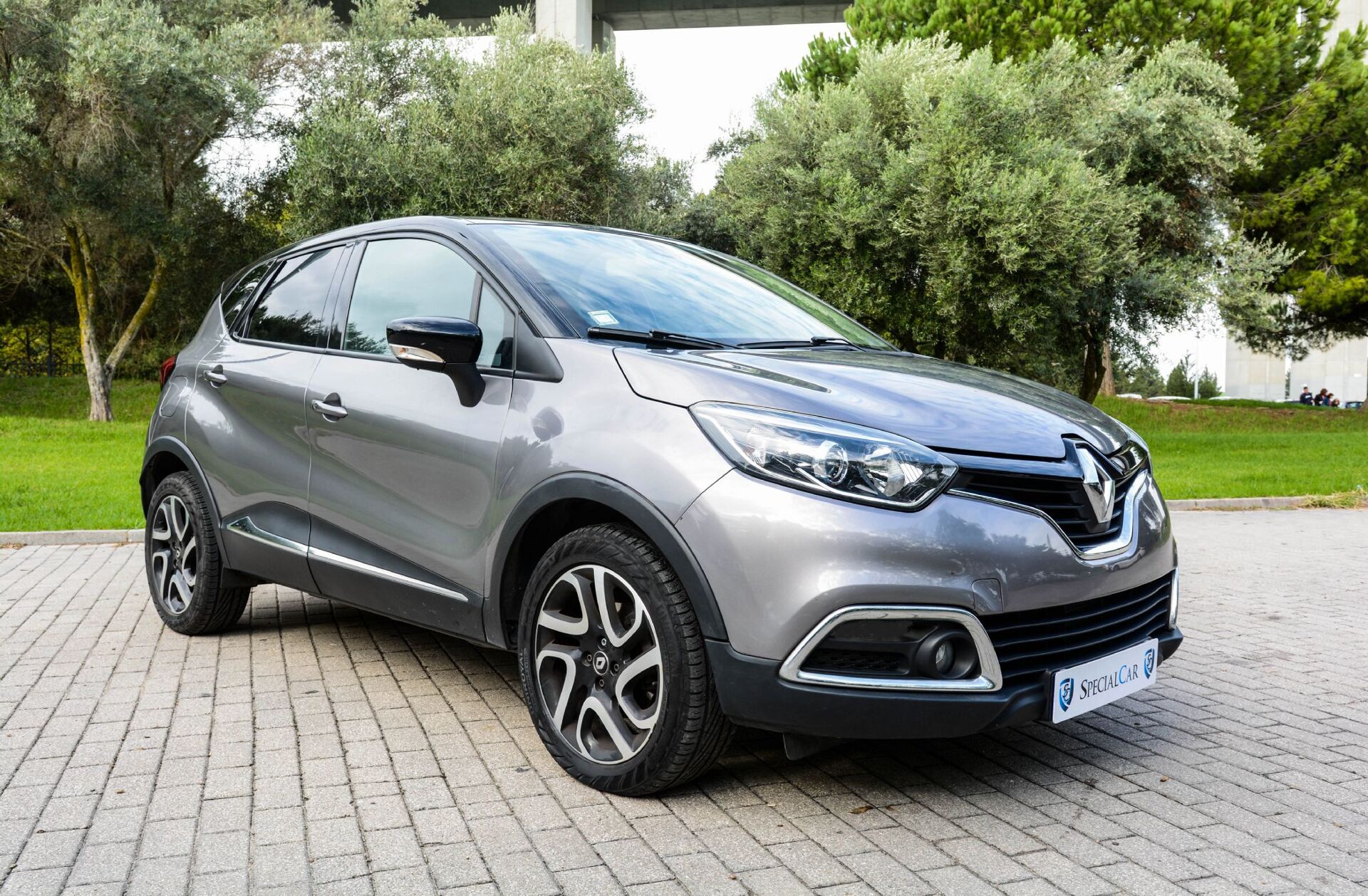 RENAULT Captur 0.9 TCE Sport