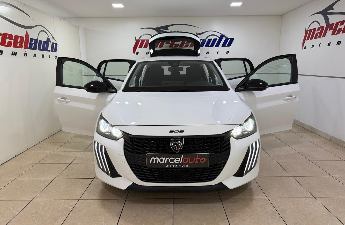 PEUGEOT 208 1.2 PureTech Active