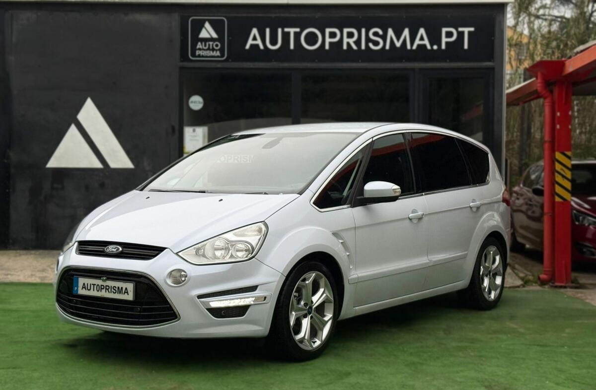 FORD S-MAX 2.0 TDCi Titanium 7L