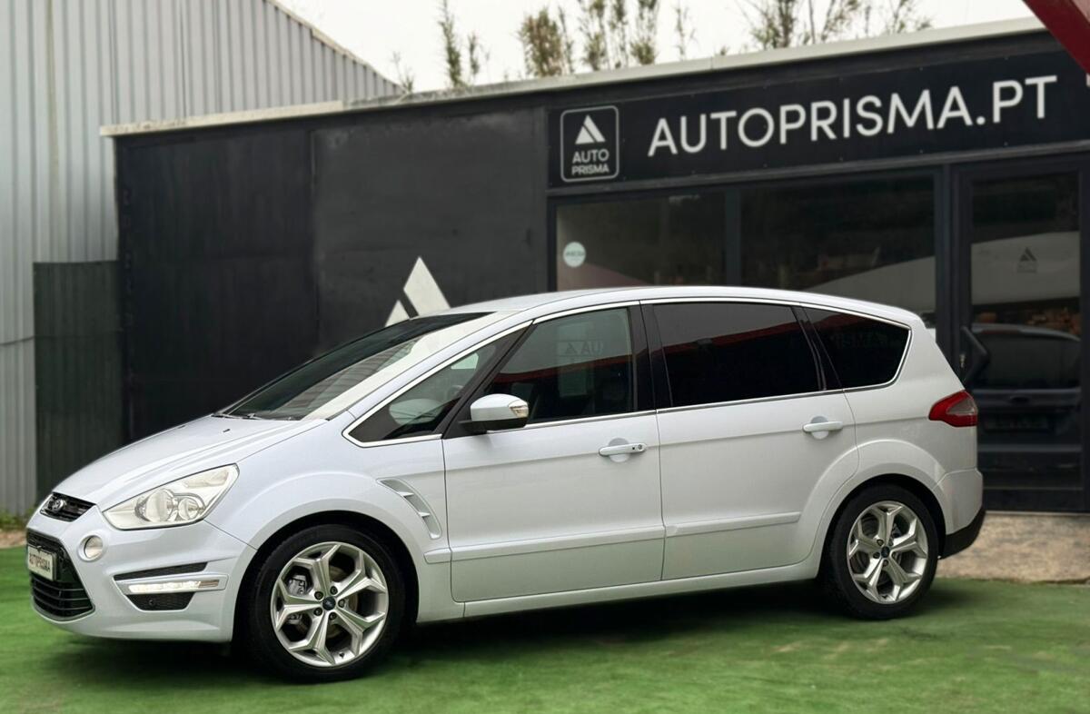 FORD S-MAX 2.0 TDCi Titanium 7L