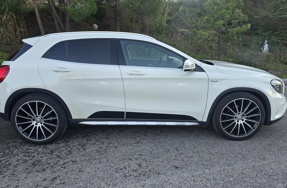 MERCEDES Classe GLA GLA 180 CDi G-MAC Edition