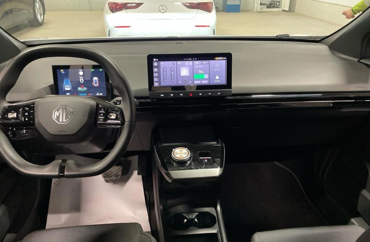 MG MG4 51 kWh Standard