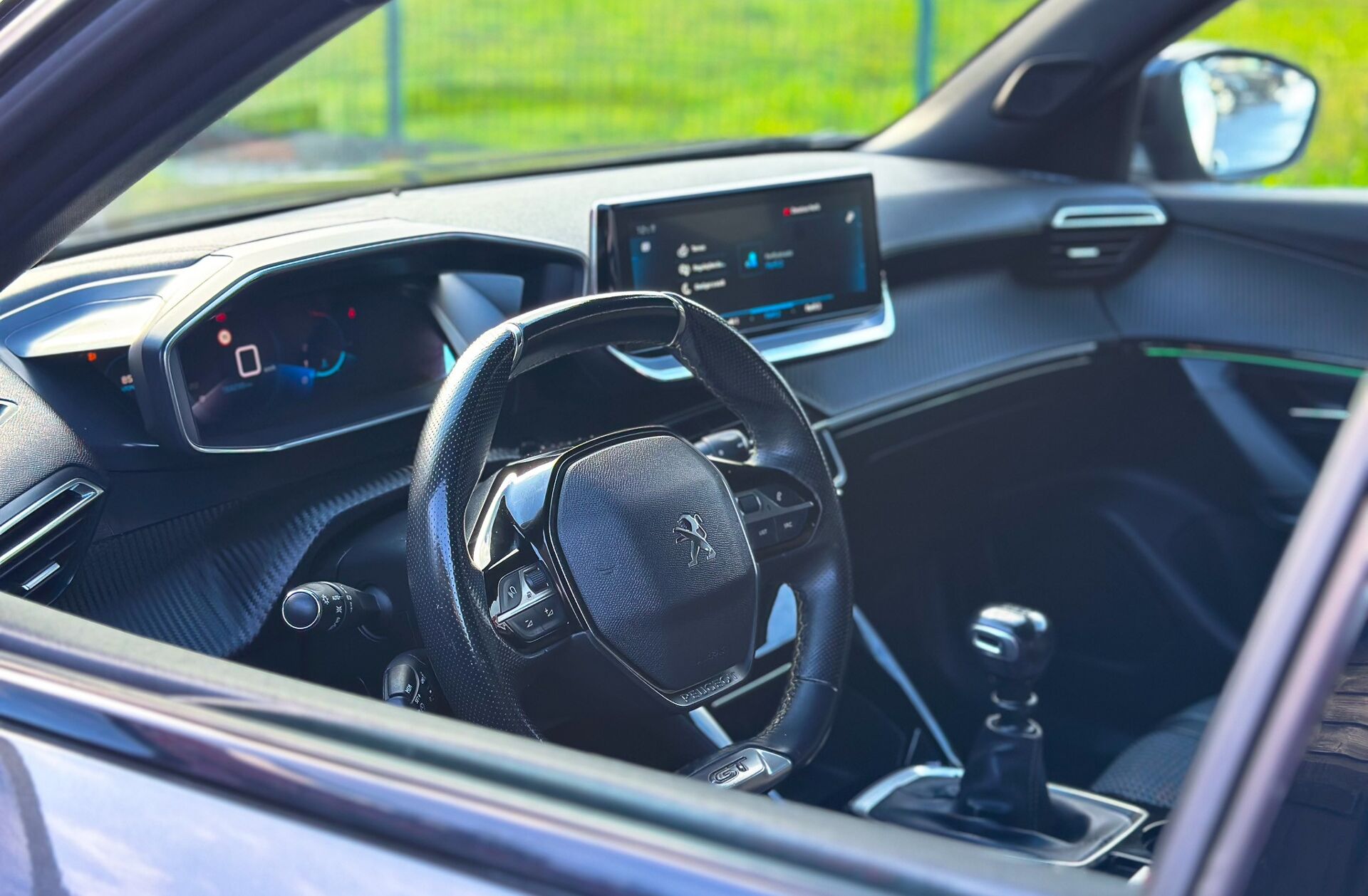 PEUGEOT 2008 1.5 BlueHDi GT