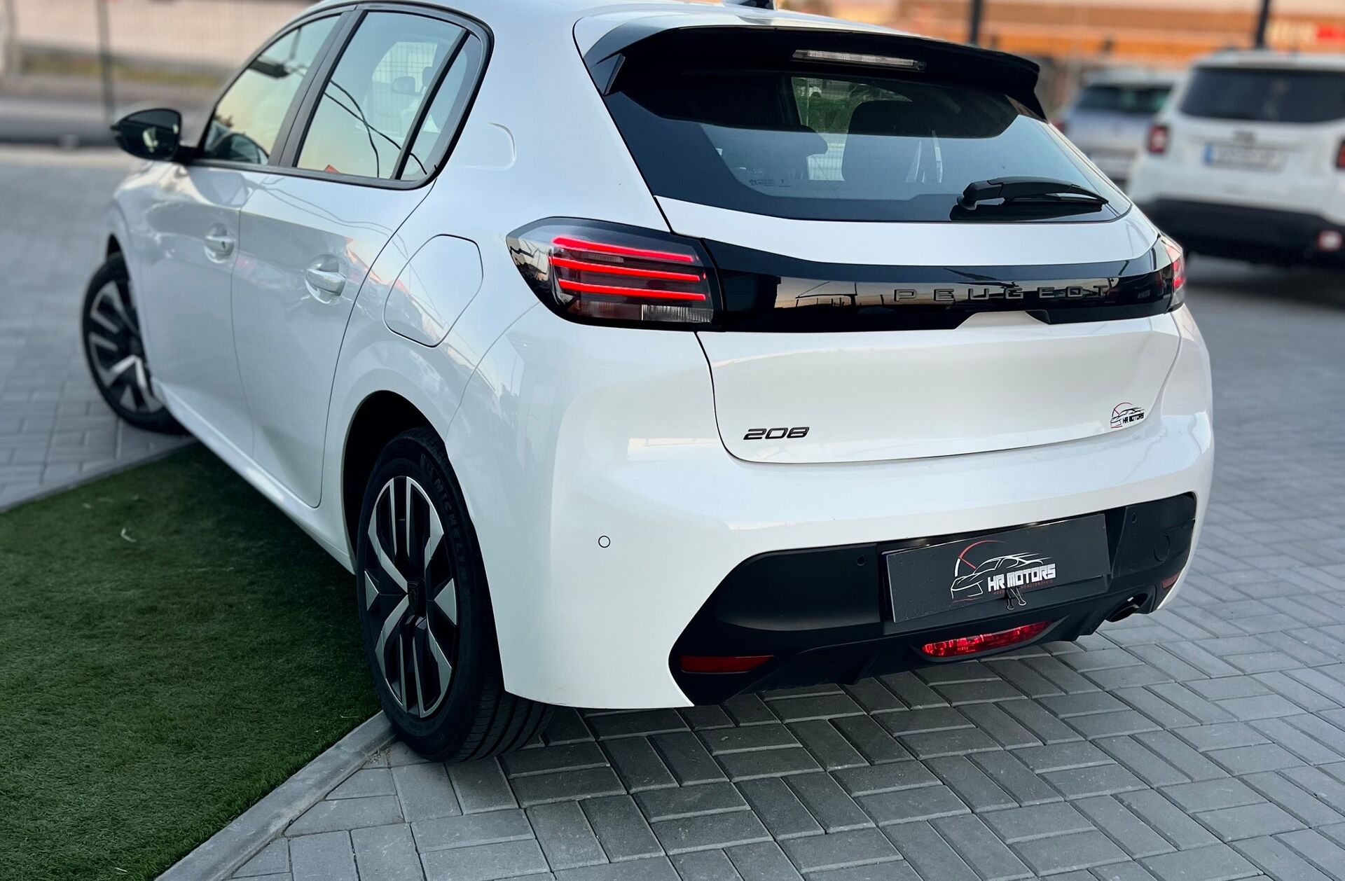 PEUGEOT 208 1.2 PureTech Active