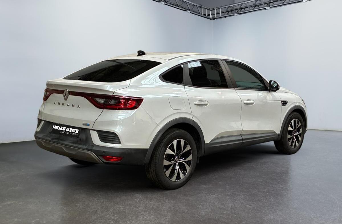 RENAULT Arkana 1.6 E-Tech Business
