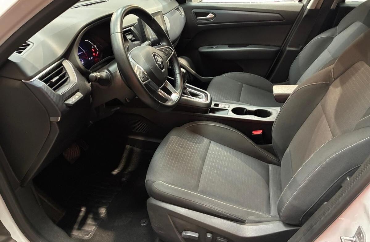 RENAULT Arkana 1.6 E-Tech Business
