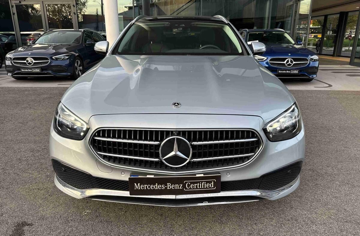 MERCEDES Classe E E 300 de Avantgarde