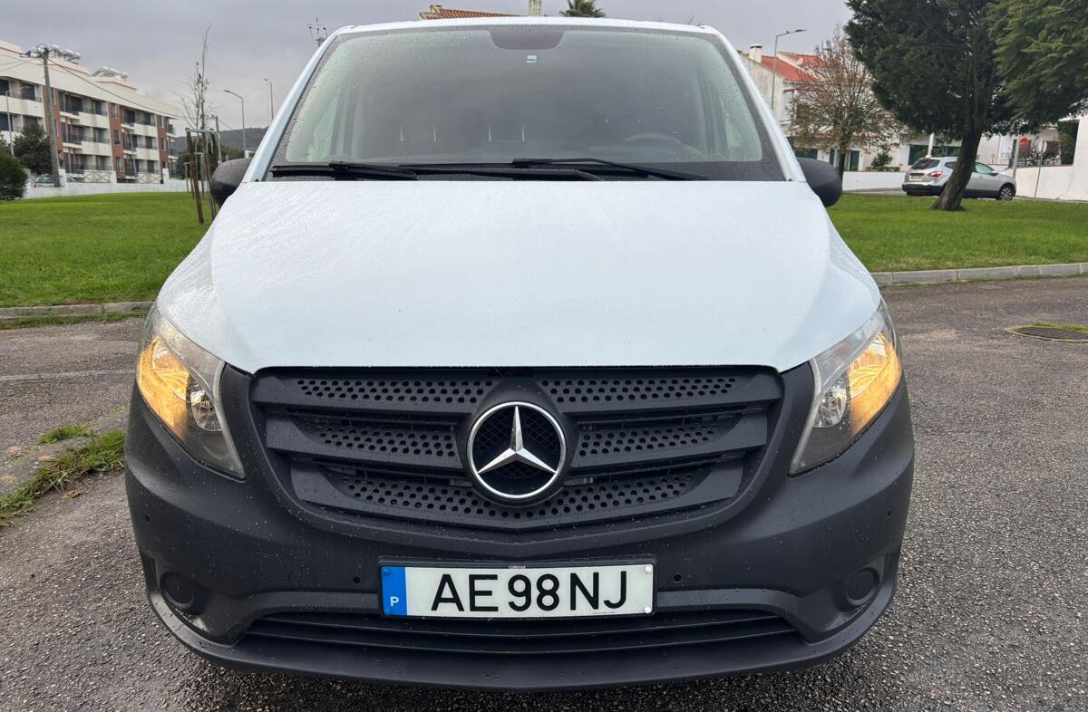 MERCEDES Vito 110 CDi/32
