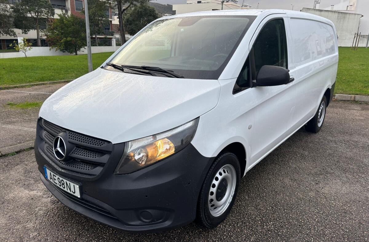 MERCEDES Vito 110 CDi/32