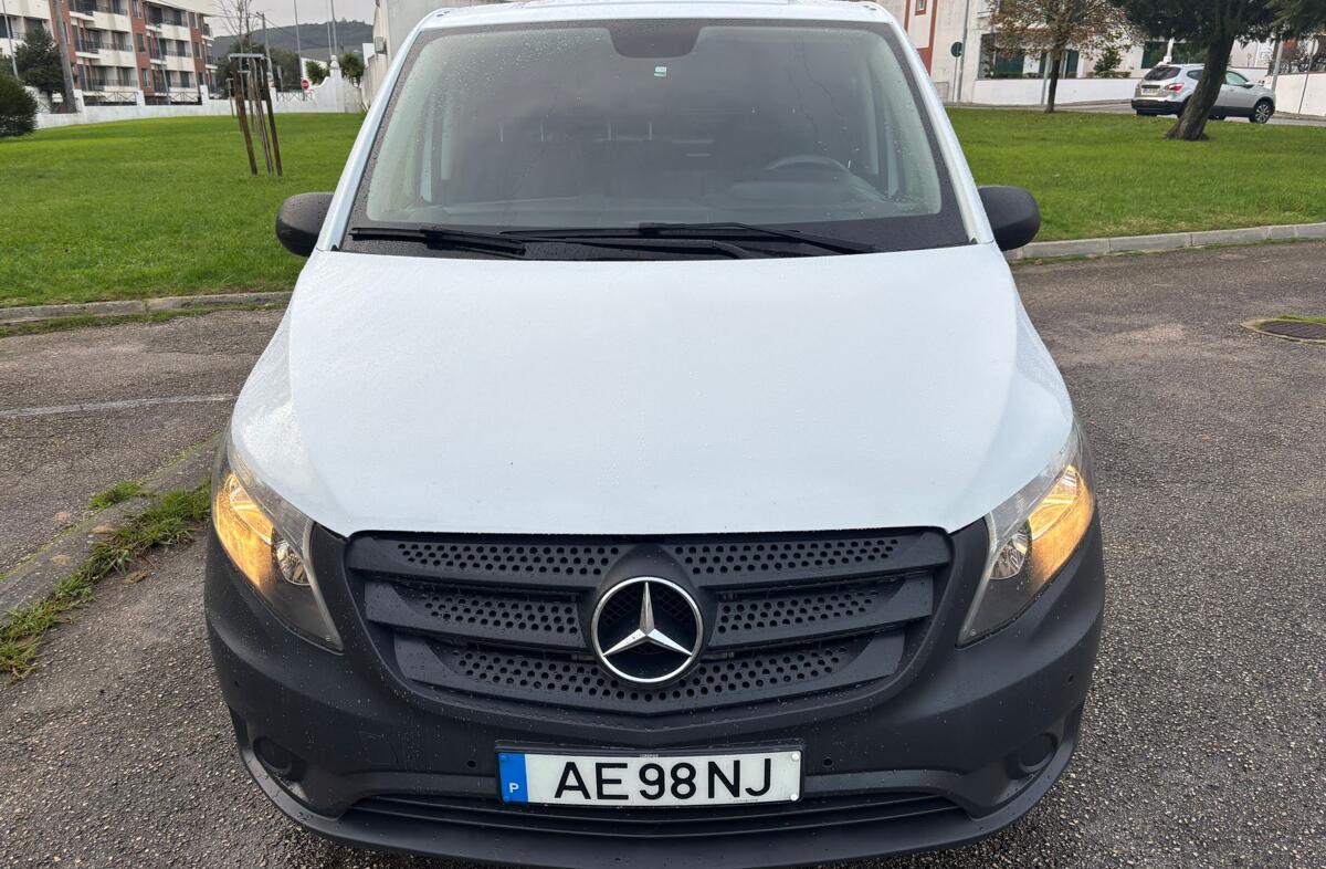 MERCEDES Vito 110 CDi/32