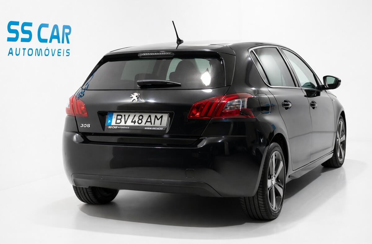 PEUGEOT 308 1.2 PureTech Allure EAT8