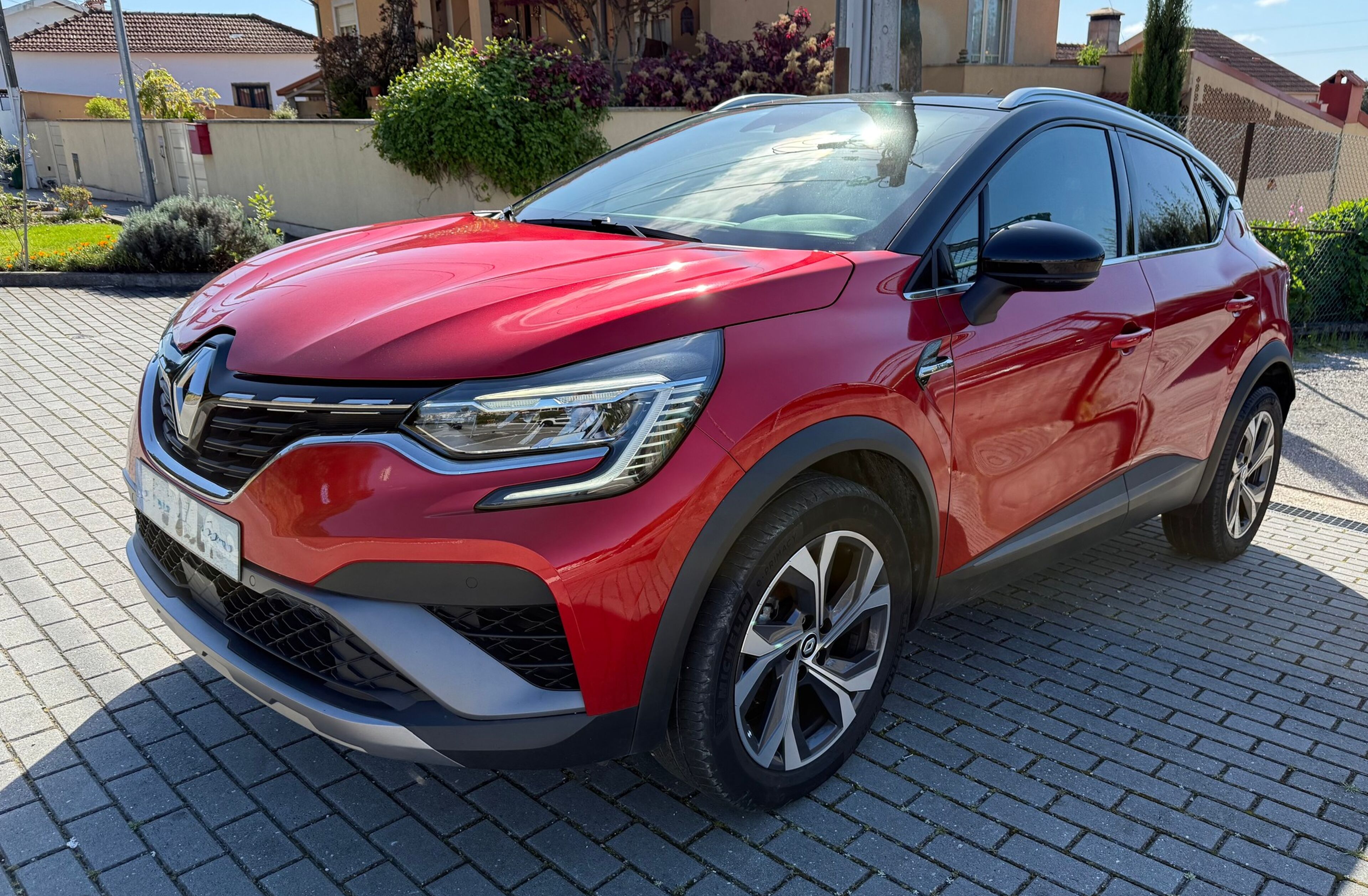 RENAULT Captur 1.0 TCe RS Line