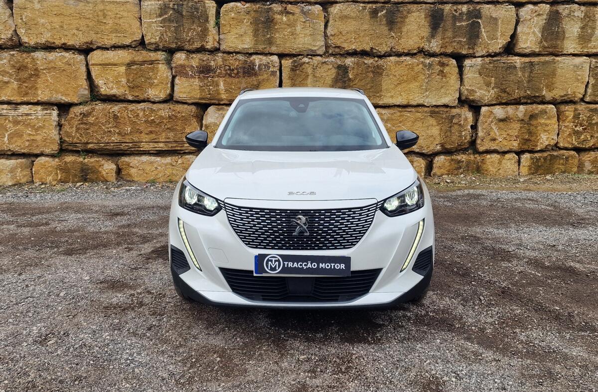 PEUGEOT 2008 e- 50 kWh GT