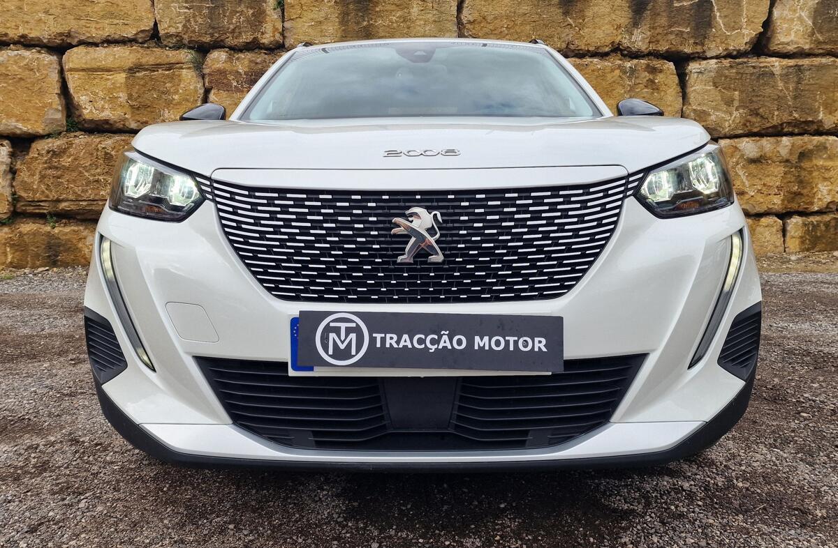 PEUGEOT 2008 e- 50 kWh GT