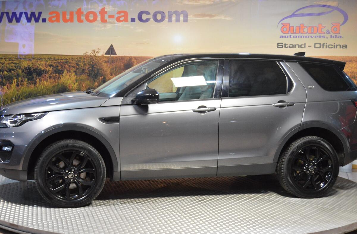 LAND ROVER Discovery S.2.0 TD4 HSE Luxury