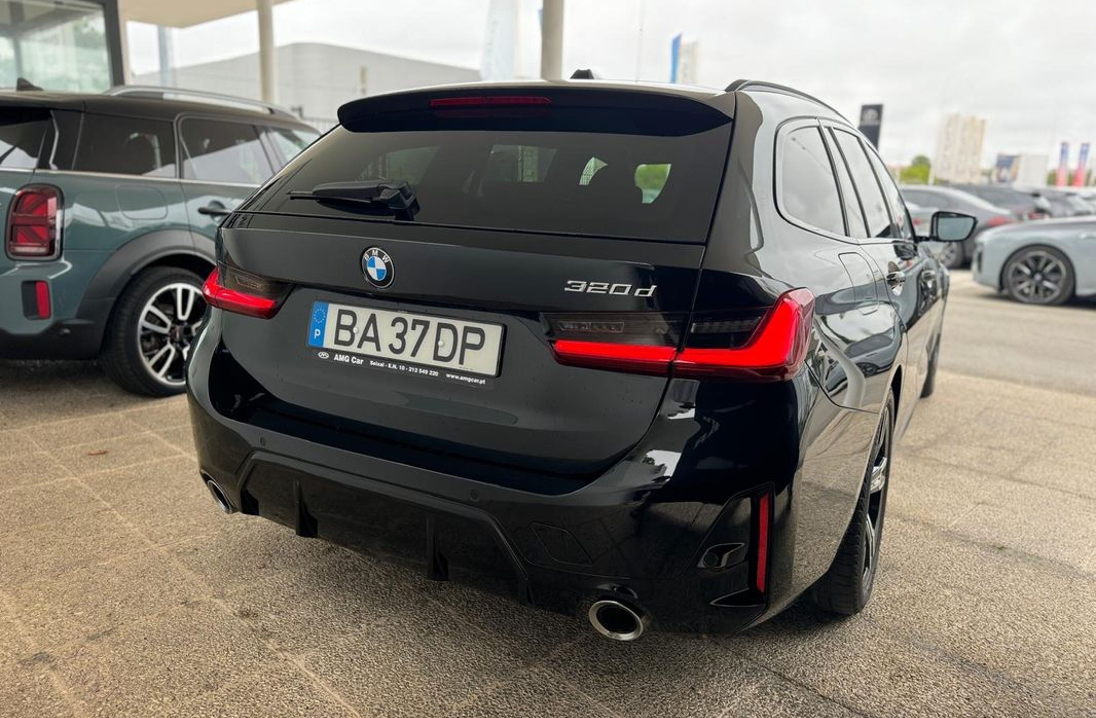 BMW Serie-3 320 d Touring Pack Desportivo M Auto