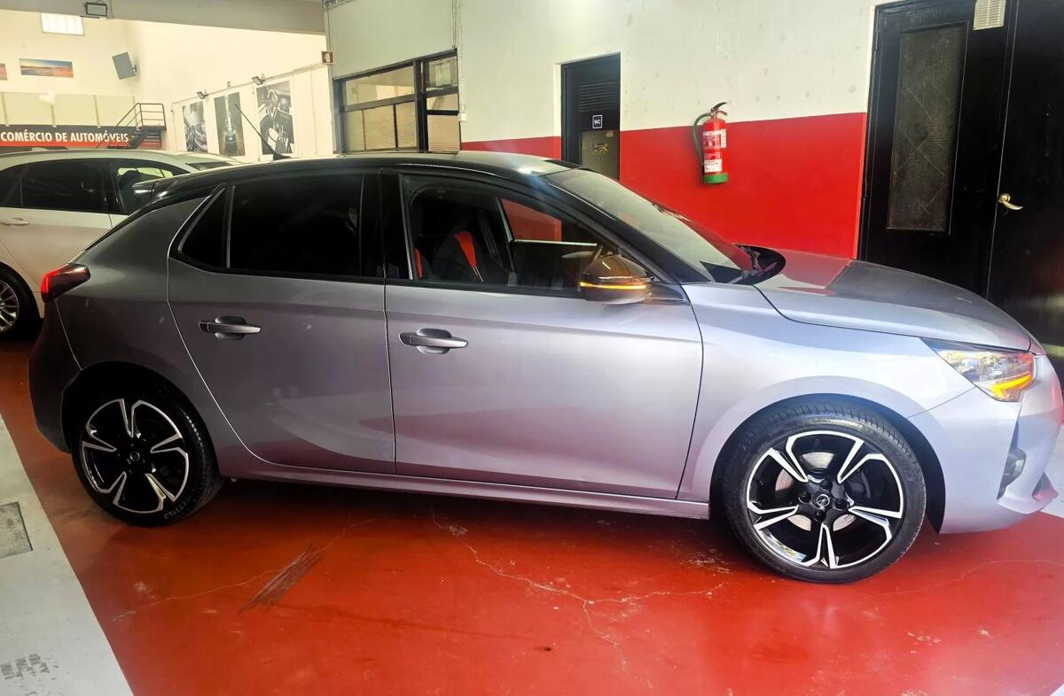 OPEL Corsa 1.2 T GS Line