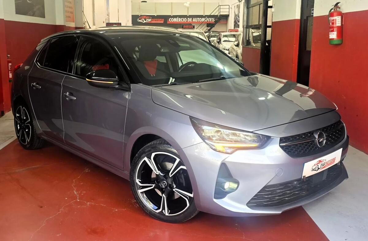 OPEL Corsa 1.2 T GS Line