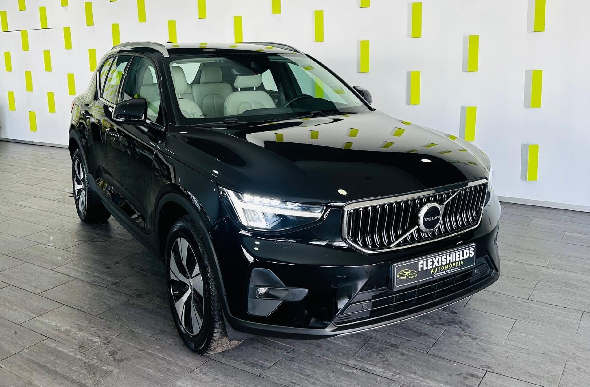 VOLVO XC40 1.5 T4 PHEV Essential