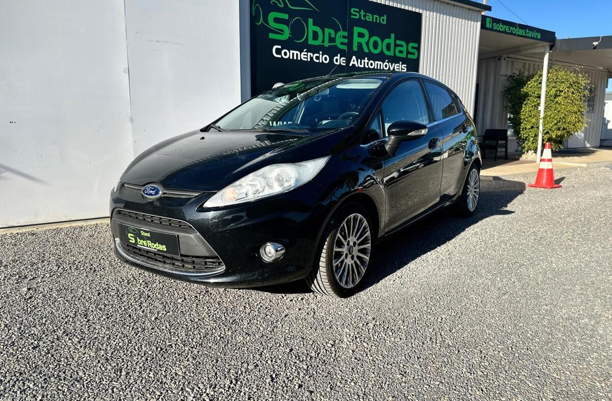 FORD Fiesta 1.4 Titanium Aut.