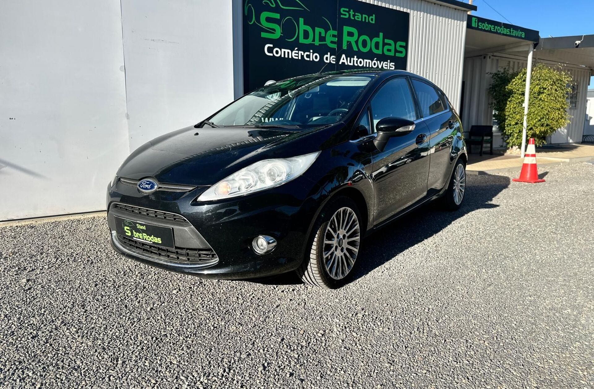 FORD Fiesta 1.4 Titanium Aut.
