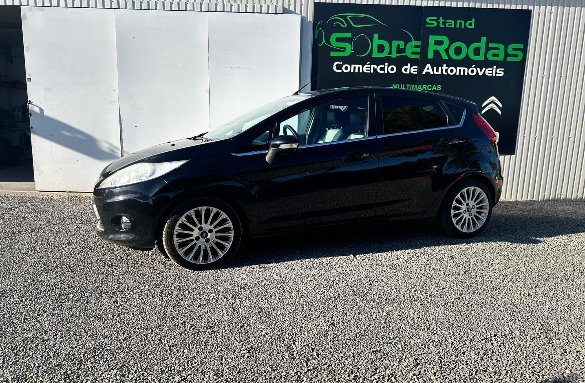 FORD Fiesta 1.4 Titanium Aut.