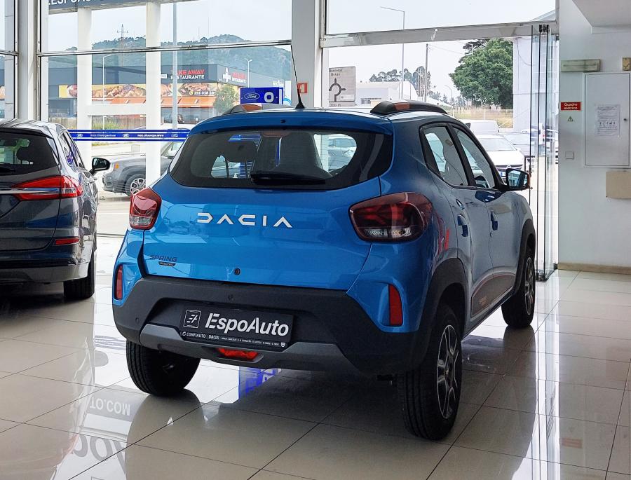 Dacia Spring Electric 45 Expression com 11 799 km por 18 990 € EspoAuto | Braga