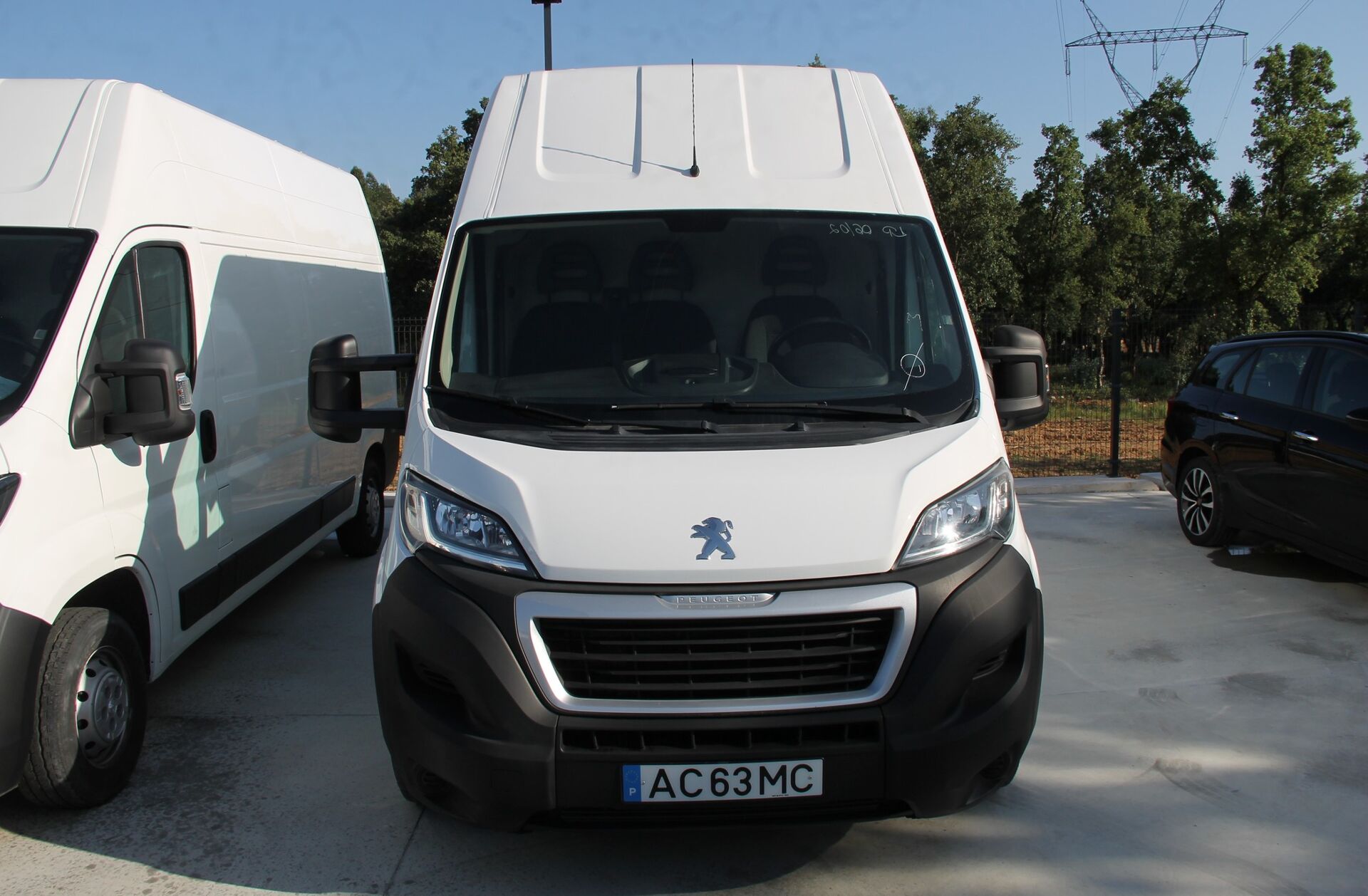 PEUGEOT Boxer 2.2 BlueHDi 330 L1H1 Premium